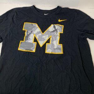 The Nike Tee Michigan Gray Camo Black Tshirt Athletic Cut Womens Large
